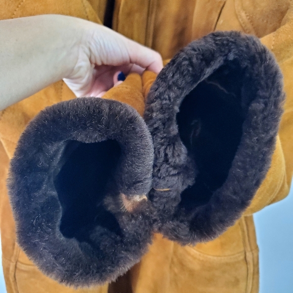 Vintage 70s Women's Tan Leather Shearling Coat - Picture 9 of 12